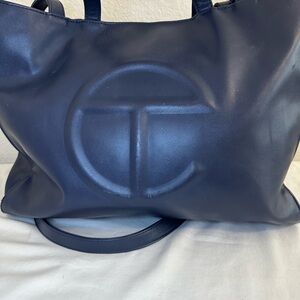 Telfar Médium Tote Bag